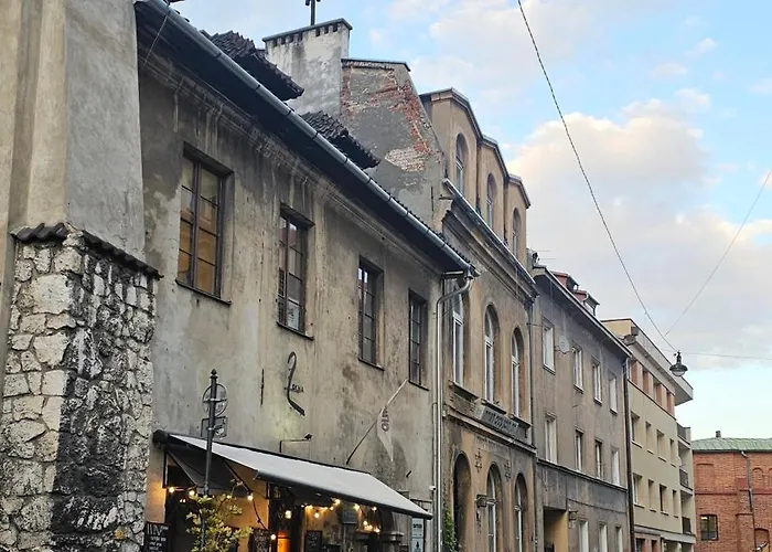 Studio z ogrodem przy Starej Zajezdni